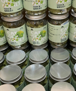 Just like humans, pets need a strong immune system to stay active, healthy, and happy. The right pet food Da Nang can significantly influence your pet’s immune response, especially in a tropical climate like Da Nang where pets are exposed to seasonal changes, allergens, and environmental stressors. If you're living in or visiting Da Nang with your furry friend, choosing high-quality pet food Da Nang is essential. But with so many brands out there, where do you begin? This guide lists the top 5 premium options that are trusted by pet owners across Da Nang.